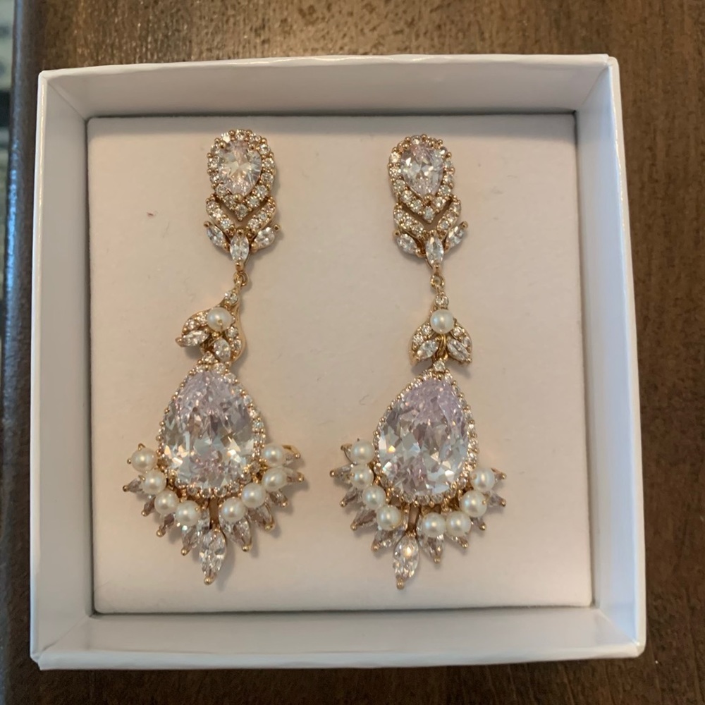 Bridal/prom earrings